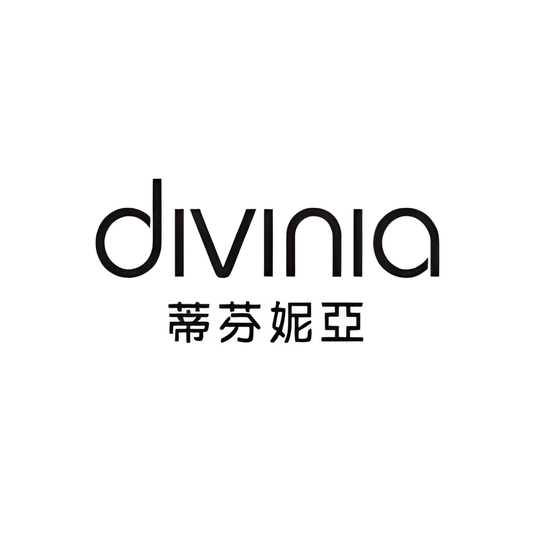 萬歲牌是台灣深耕多年的堅果零食品牌，以堅果、果乾與休閒食品聞名，主打兼顧美味與日常補給的安心選擇。品牌長期聚焦原料挑選、烘焙調味與品質管理，推出多款符合不同族群需求的綜合堅果、杏仁果與隨手包零食，建立高辨識度口碑。若你正在挑選適合辦公室、家庭共享或日常營養補充的萬歲牌堅果、健康零食與人氣果乾商品，在一同百貨都能輕鬆找到。