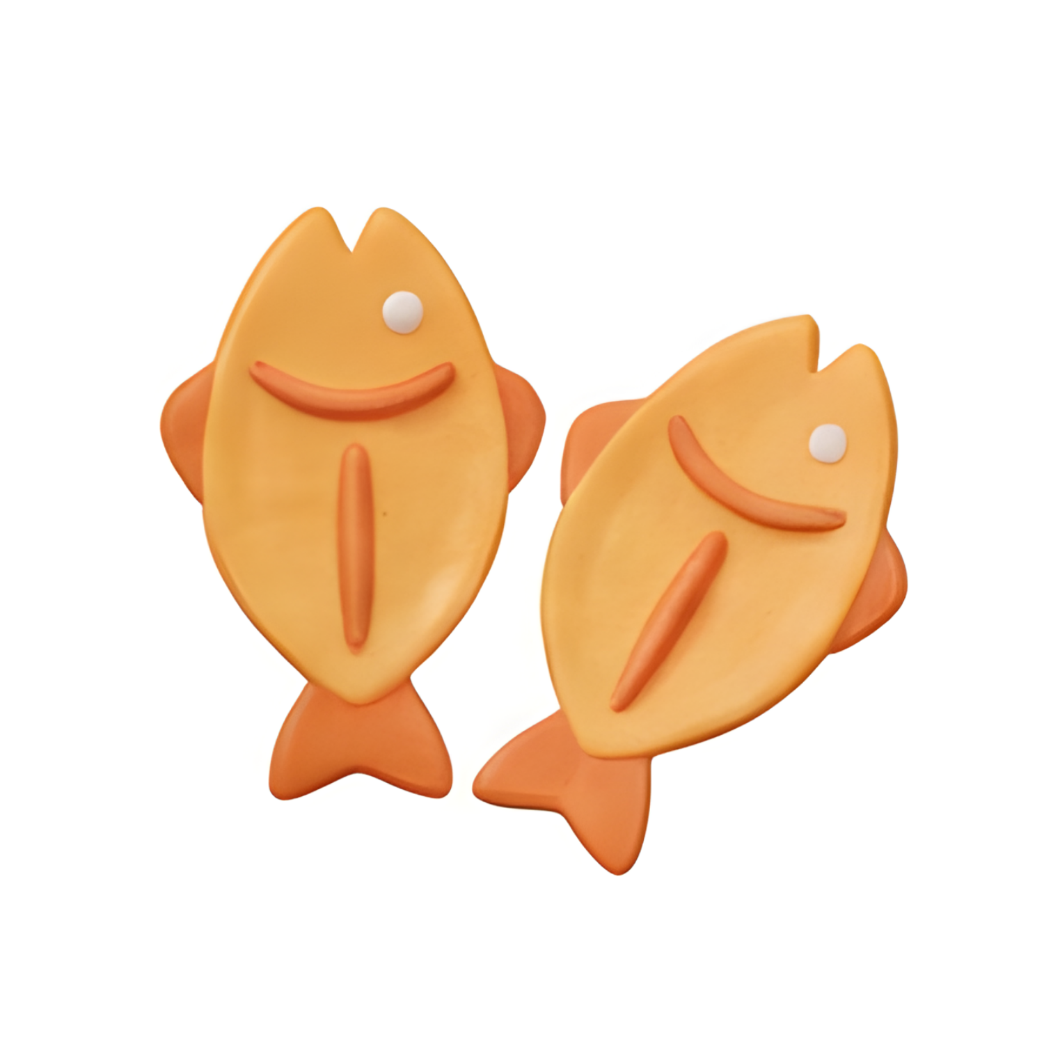 一袋袋包裝整齊的魚乾、魚條與魚肉腸陳列於零食甜品區主圖中，呈現香脆鮮味與即食便利感，適合作為高蛋白零食、家庭分享小食，一同百貨精選多款亞洲人氣魚肉零食，方便香港消費者選購。