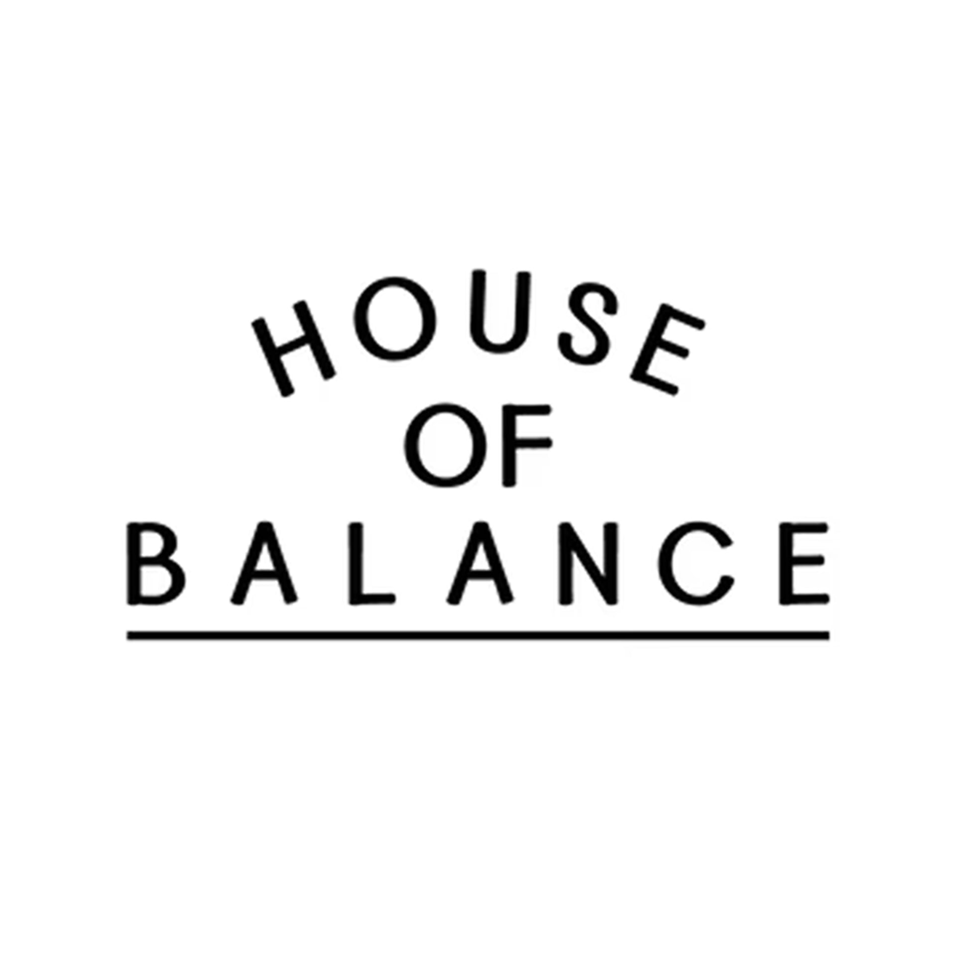 HOUSE OF BALANCE 是聚焦居家香氛與生活平衡美學的品牌，主張透過氣味、空間與日常儀式，讓生活回到更舒適自在的節奏。從公開資訊可見，品牌重視感官體驗與居家氛圍營造，產品方向多圍繞香氛、空間風格與放鬆日常展開。若你正在尋找 HOUSE OF BALANCE 香氛、居家香氛選物或質感生活用品，在一同百貨可輕鬆挑選適合自用與送禮的品項，為居家空間增添平衡感與療癒氣息。
