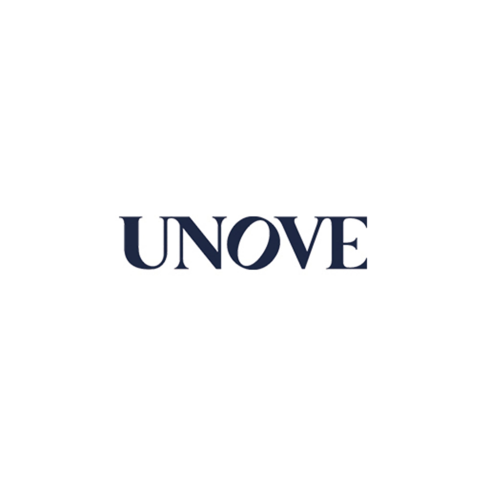 UNOVE 是韓系沙龍概念的護髮品牌，主打以日常也能做到的「髮芯修護」與光澤管理，聚焦受損髮、染燙後髮質的保養需求。品牌以多步驟護髮思路延伸到洗髮精、護髮膜等品項，強調在清潔同時提升柔順度與易梳理性，打造更服貼的髮感。適合想找 UNOVE 護髮、韓國護髮膜、受損髮修護產品的人，在一同百貨可一次選購日常護髮與深層修護系列。