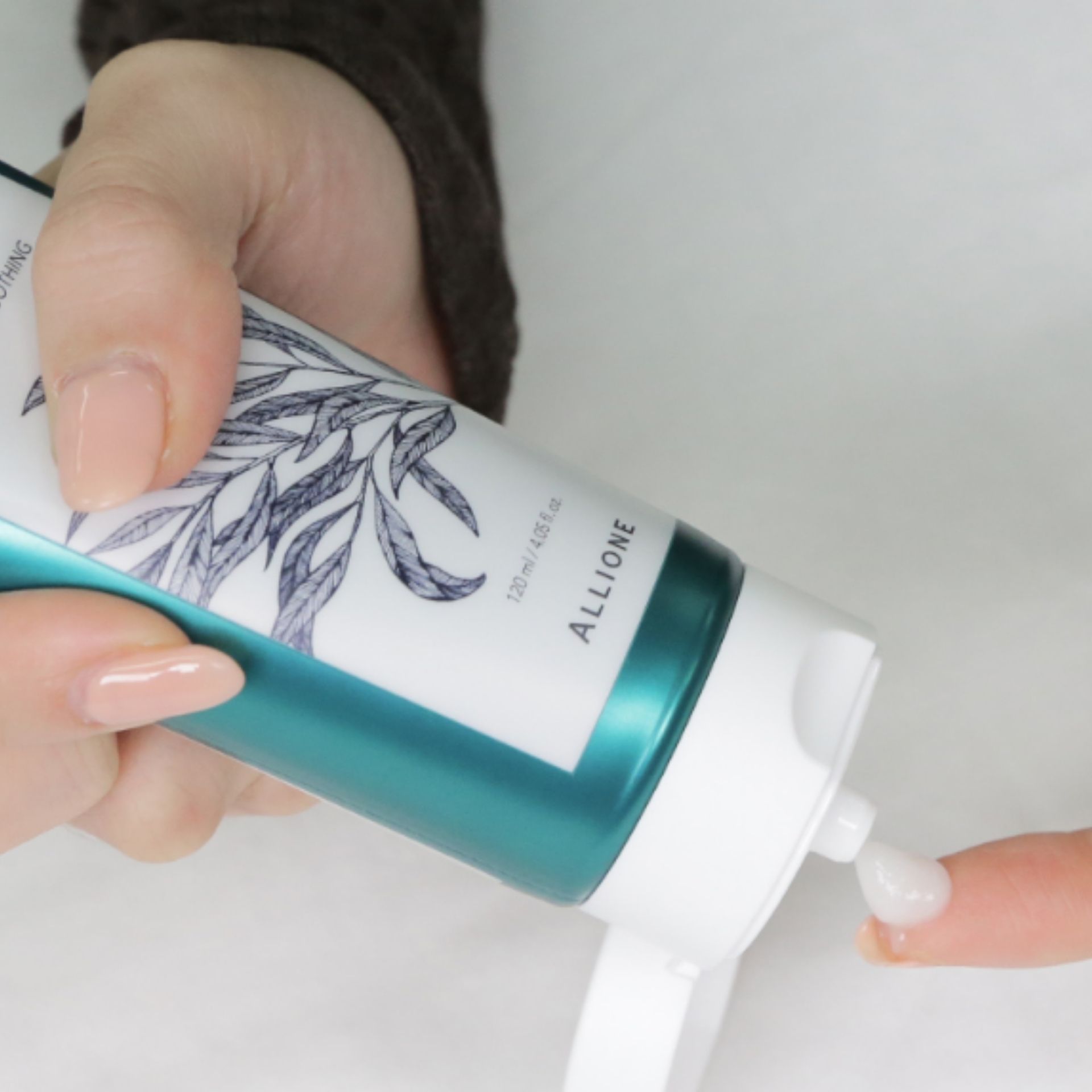 ALLIONE | 茶樹去角質凝膠 120ml (平行進口) D2-2 expiry:01/11/25
