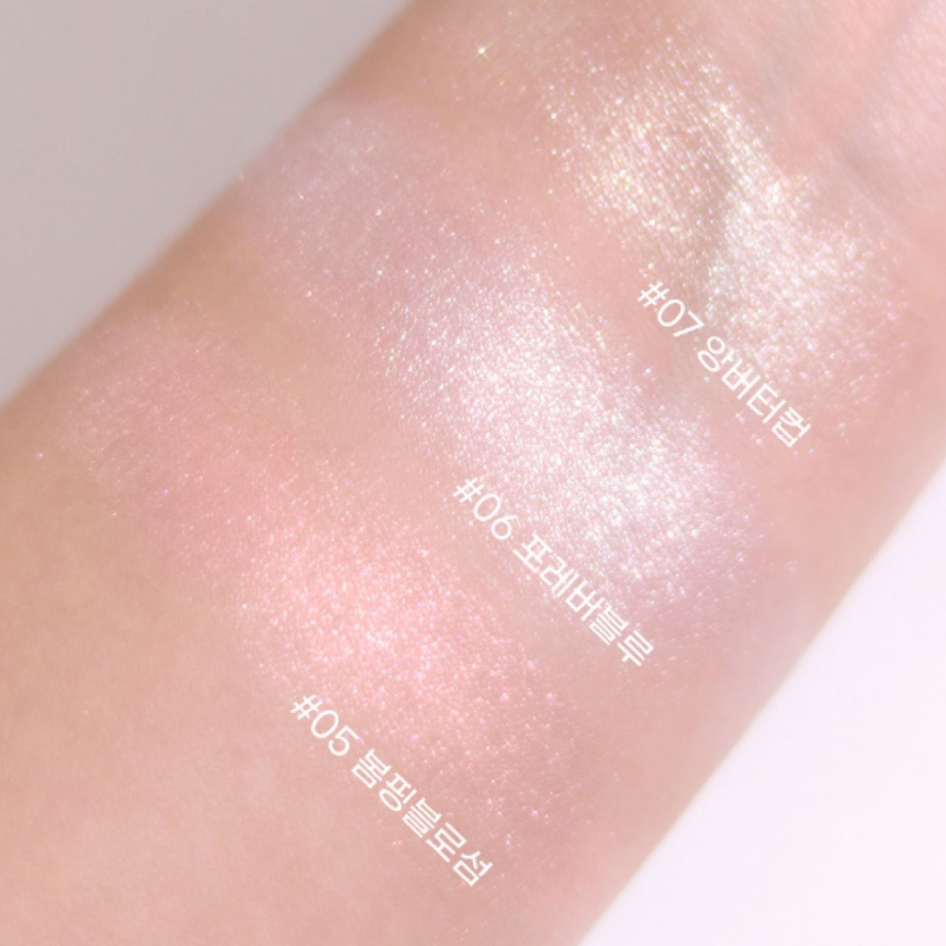 Colorgram | Colorgram - 心心印章閃亮牛奶肌高光提亮 06 Bubbles Blue 2g [包裝隨機發貨] (平行進口) B3-1